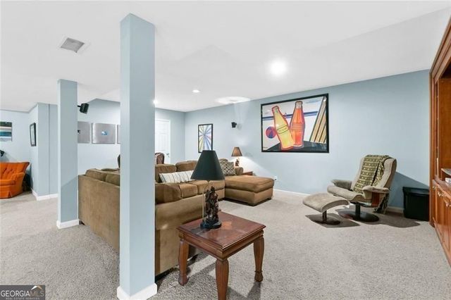 2744 Pinestream Drive NE, Marietta, GA 30068