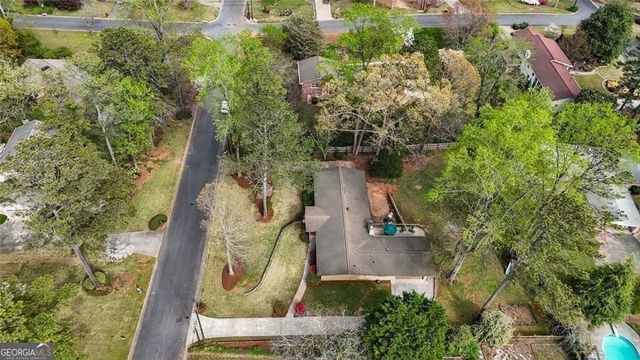 2744 Pinestream Drive NE, Marietta, GA 30068