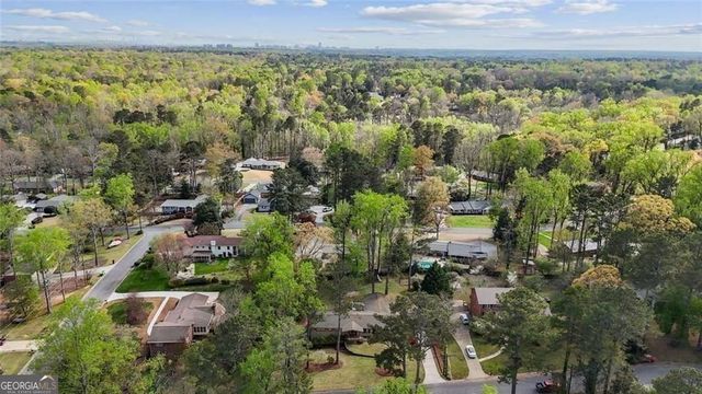 2744 Pinestream Drive NE, Marietta, GA 30068