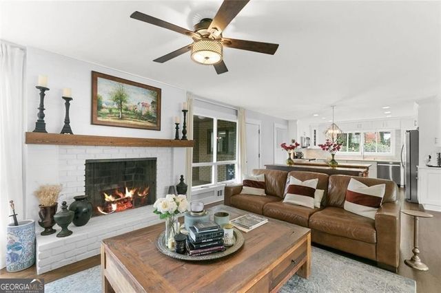 2744 Pinestream Drive NE, Marietta, GA 30068