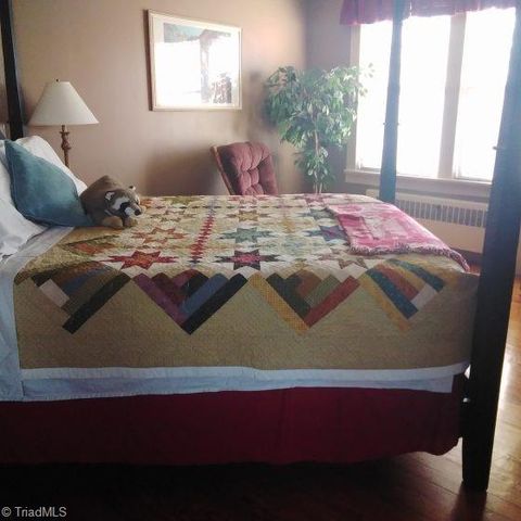 216 W Hunter Street, Madison, NC 27025