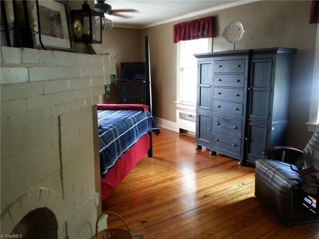 216 W Hunter Street, Madison, NC 27025