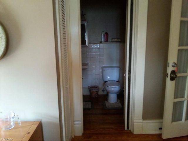 216 W Hunter Street, Madison, NC 27025