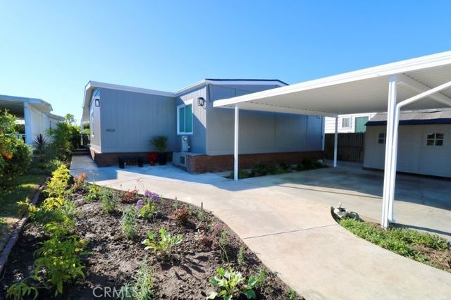 14024 Crest Lake Drive 83, La Mirada, CA 90638