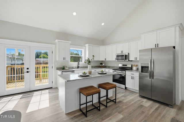 123 Elbert Way, Bristol, VA 24201