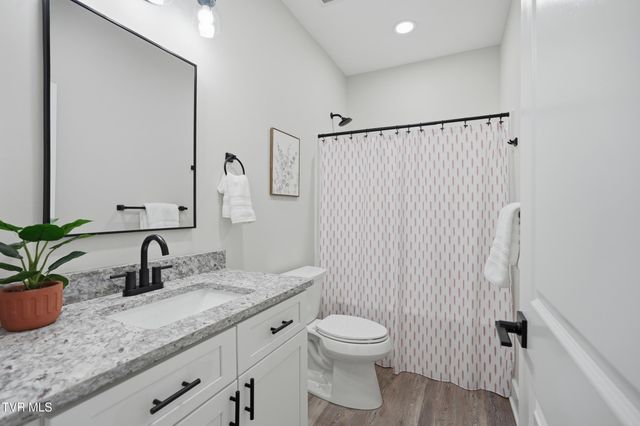 123 Elbert Way, Bristol, VA 24201