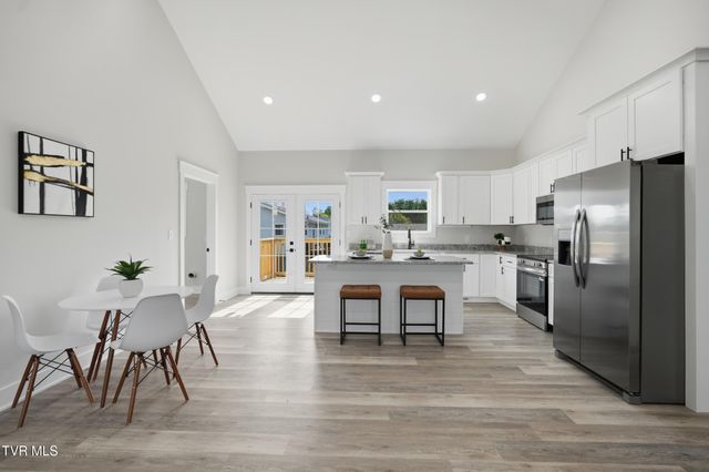 123 Elbert Way, Bristol, VA 24201
