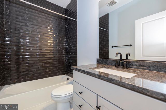 26050 RIDGE RD, Damascus, MD 20872