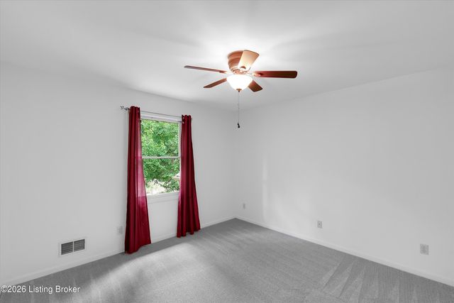 12013 Parkland Ct, Louisville, KY 40243