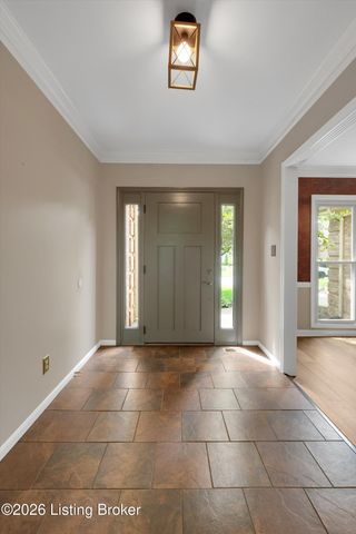 12013 Parkland Ct, Louisville, KY 40243