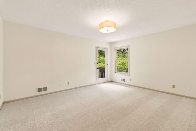 1323 Strawberry Hill Road S, Afton, MN 55001