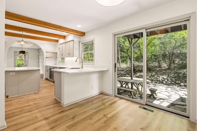 1323 Strawberry Hill Road S, Afton, MN 55001