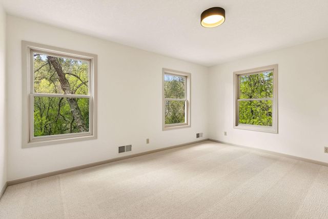 1323 Strawberry Hill Road S, Afton, MN 55001