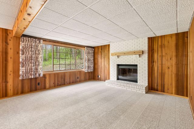 1323 Strawberry Hill Road S, Afton, MN 55001