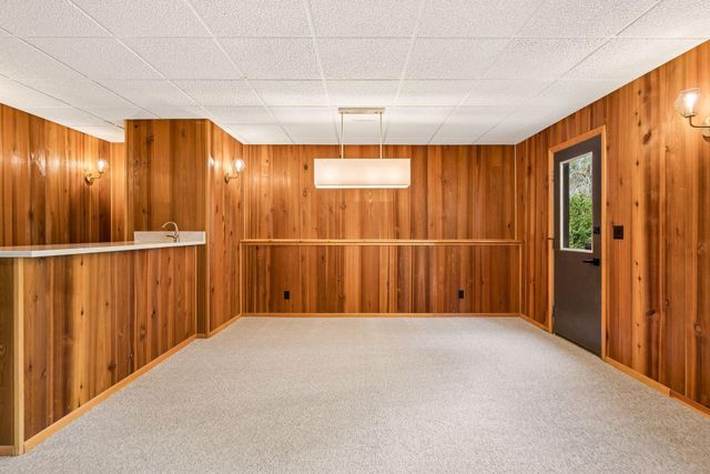 1323 Strawberry Hill Road S, Afton, MN 55001