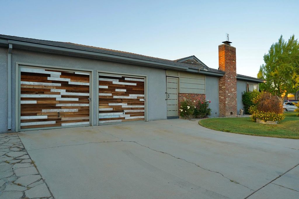 Image 14 of property listing at 5419 N Callisch, Fresno, CA 93710