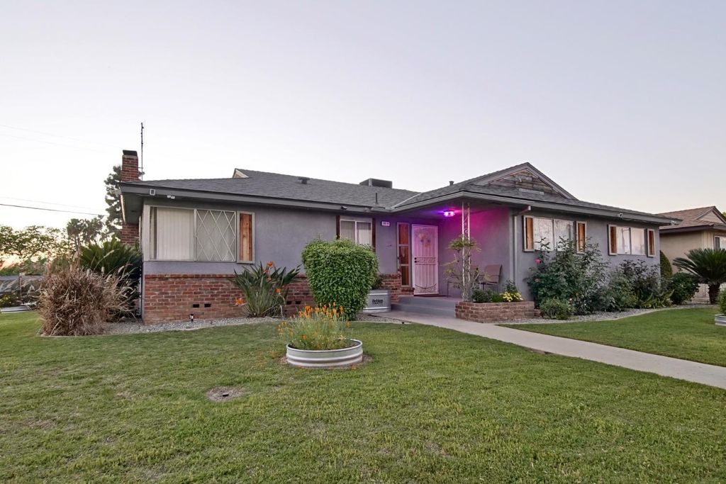 Image 38 of property listing at 5419 N Callisch, Fresno, CA 93710