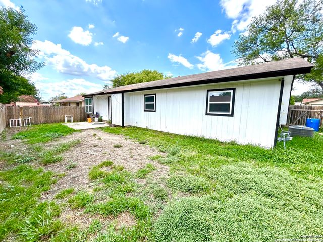 624 JAMIE SUE DR, Converse, TX 78109