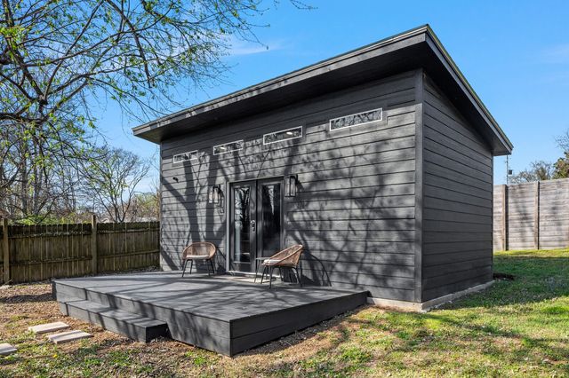 132 Stirton Rd, Nashville, TN 37210