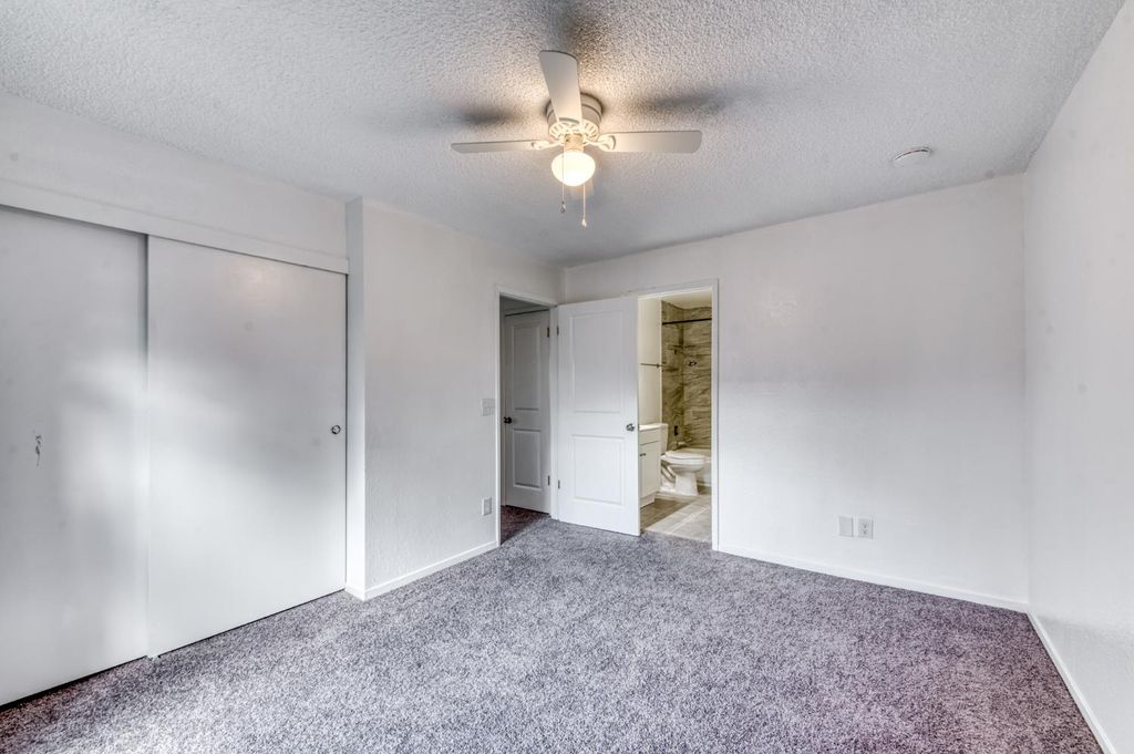 Image 11 of property listing at 4860 E Lane Avenue # 230, Fresno, CA 93727