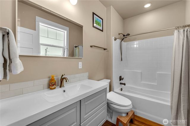 251 Shipview Road, Kalama, WA 98625