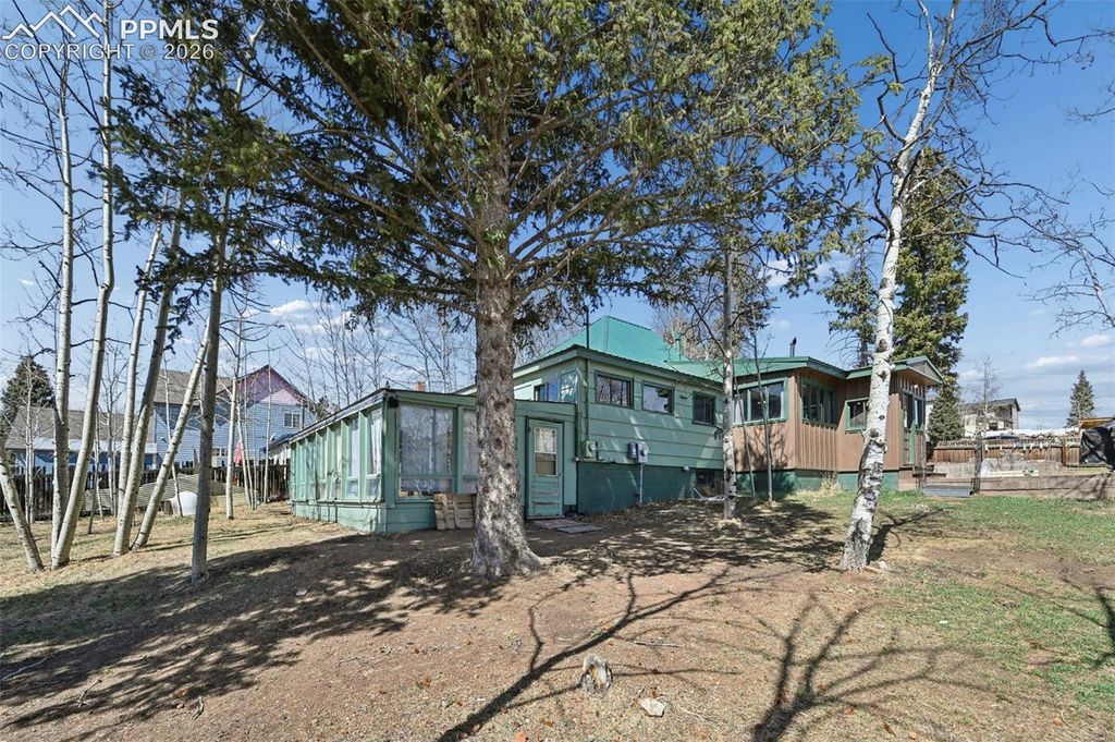 128 W Eaton Avenue, Cripple Creek, CO 80813 — photo 2