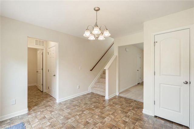 5027 Hogan Point Court, Winston-salem, NC 27127