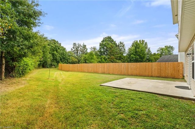 5027 Hogan Point Court, Winston-salem, NC 27127