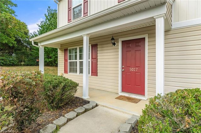 5027 Hogan Point Court, Winston-salem, NC 27127