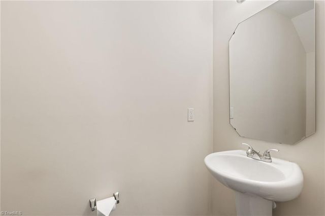 5027 Hogan Point Court, Winston-salem, NC 27127