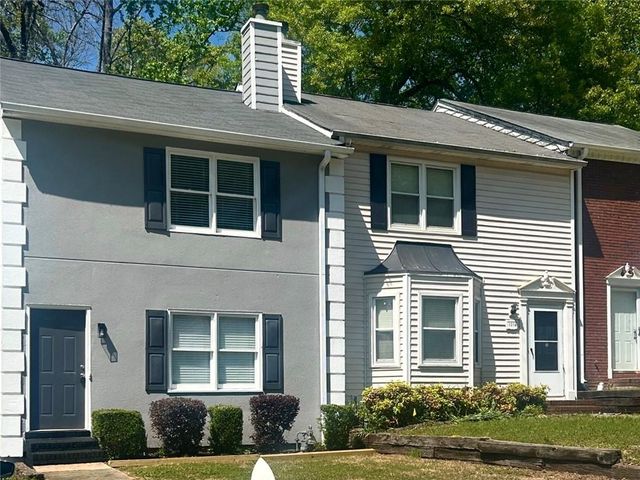 1016 Kennesborough Road NW, Kennesaw, GA 30144