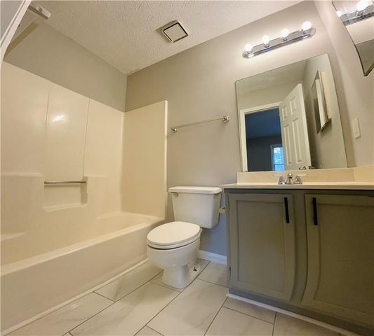 1016 Kennesborough Road NW, Kennesaw, GA 30144