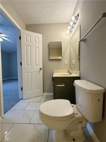 1016 Kennesborough Road NW, Kennesaw, GA 30144