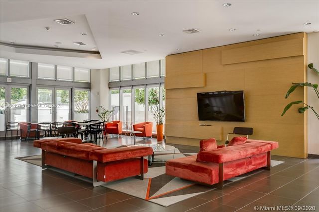 1111 SW 1st Ave 2118, Miami, FL 33130