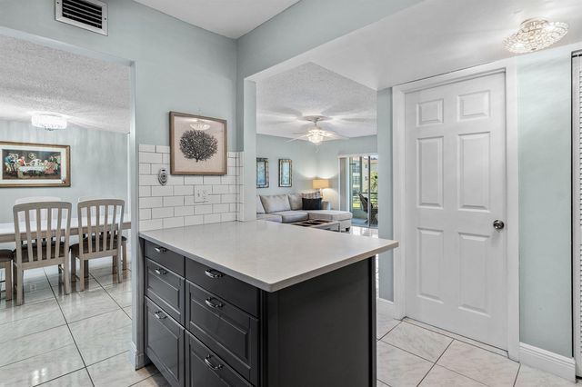 721 LORI Drive 208, Palm Springs, FL 33461