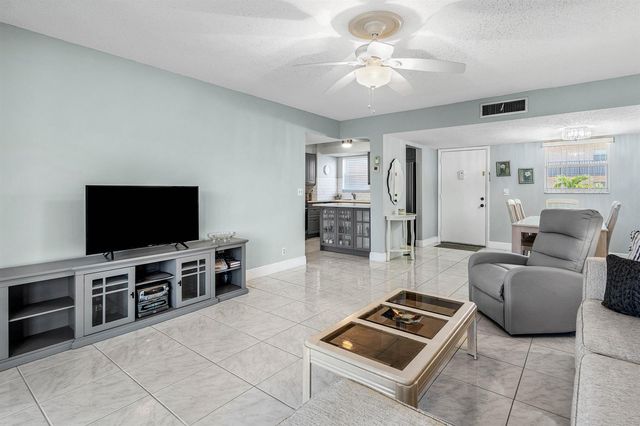 721 LORI Drive 208, Palm Springs, FL 33461