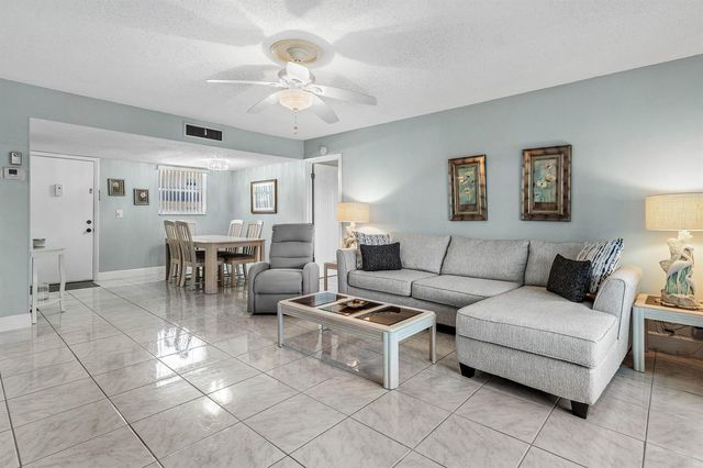 721 LORI Drive 208, Palm Springs, FL 33461