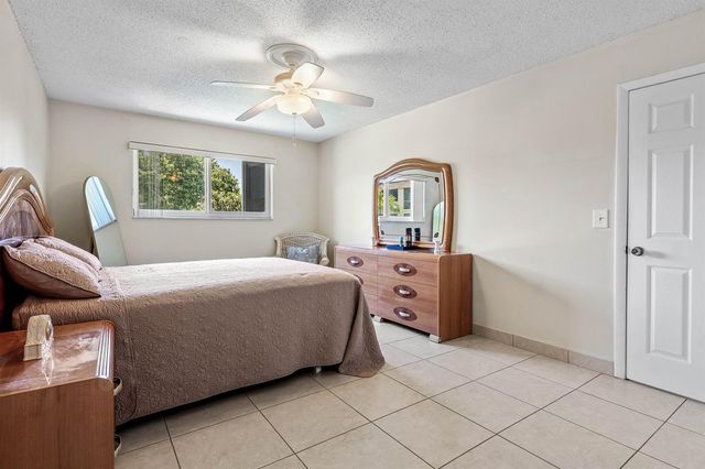 721 LORI Drive 208, Palm Springs, FL 33461