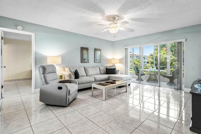 721 LORI Drive 208, Palm Springs, FL 33461