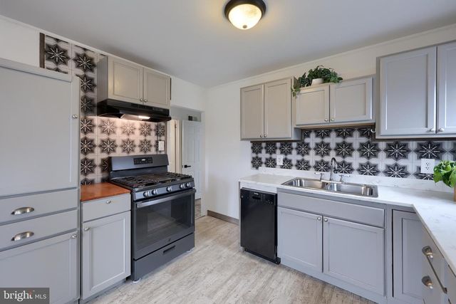 1802 FILBERT ST, York, PA 17404