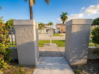 1270 W 42nd St A103, Hialeah, FL 33012