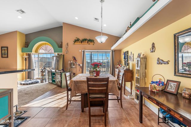 10448 Oleander Avenue, California City, CA 93505