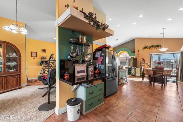 10448 Oleander Avenue, California City, CA 93505