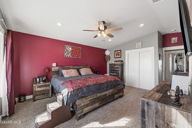 10448 Oleander Avenue, California City, CA 93505