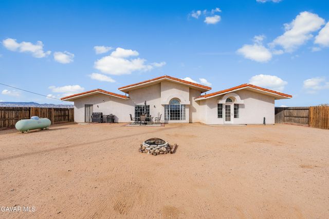 10448 Oleander Avenue, California City, CA 93505