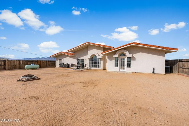 10448 Oleander Avenue, California City, CA 93505