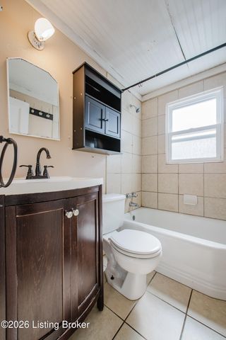 3316 Algonquin Pkwy, Louisville, KY 40211
