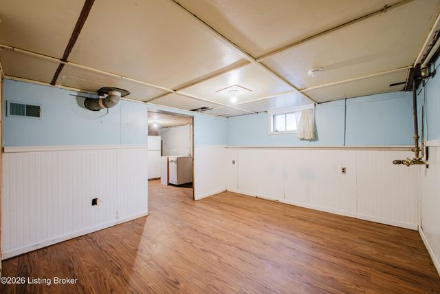 3316 Algonquin Pkwy, Louisville, KY 40211
