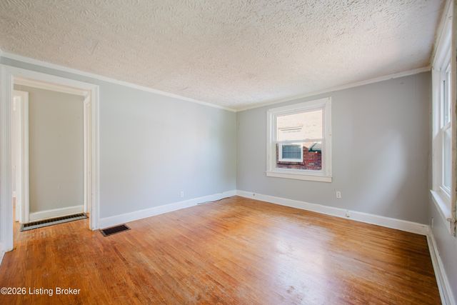3316 Algonquin Pkwy, Louisville, KY 40211