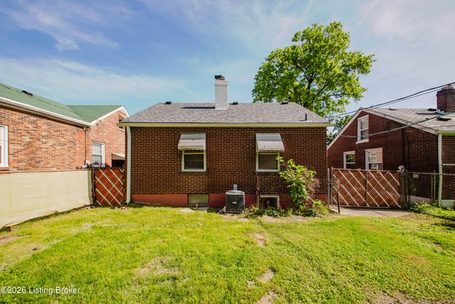 3316 Algonquin Pkwy, Louisville, KY 40211